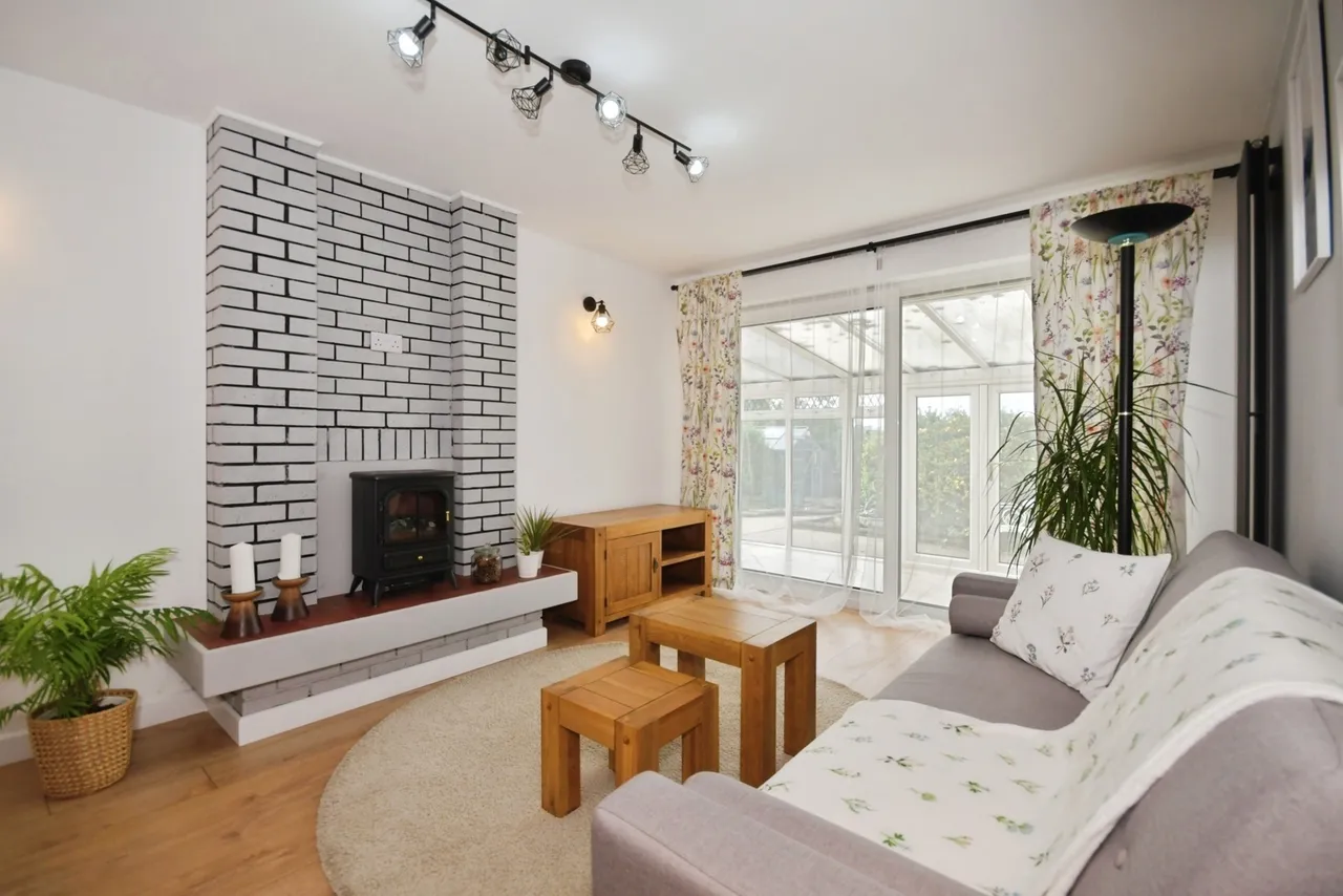 Marina Rise, Darfield, Barnsley, S73, photo 2