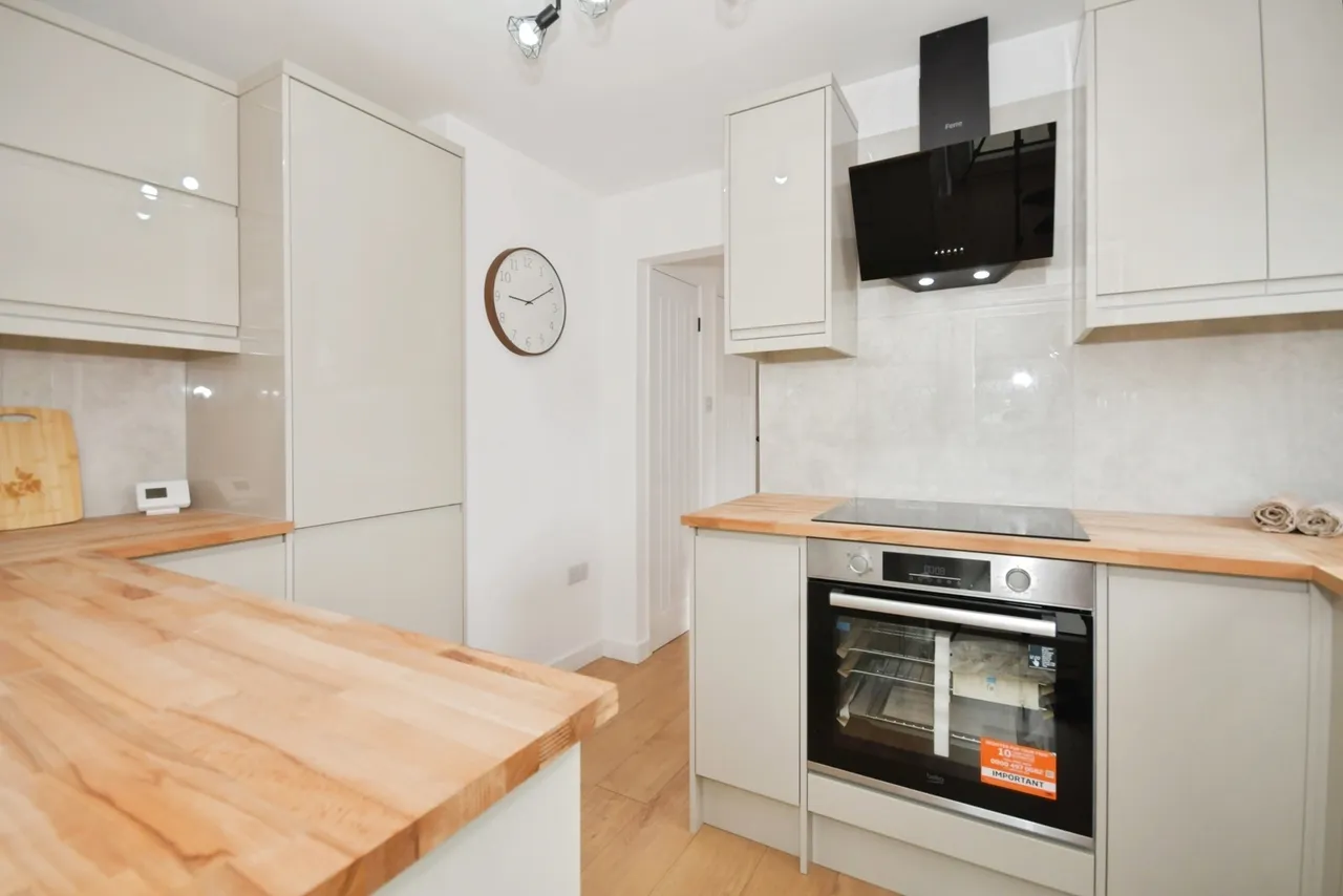 Marina Rise, Darfield, Barnsley, S73, photo 16