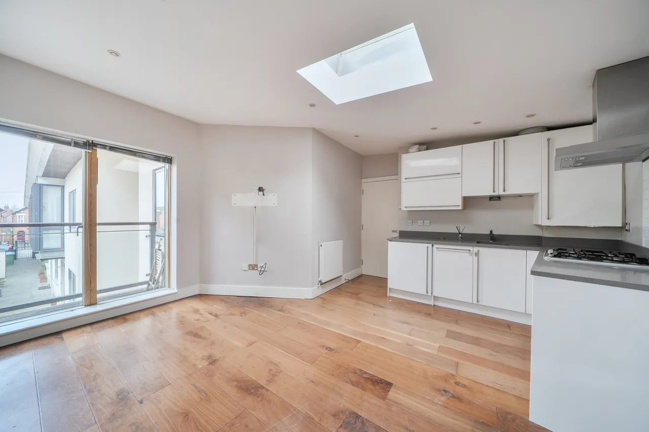 Elmgrove Mews, Weybridge, KT13, photo 3