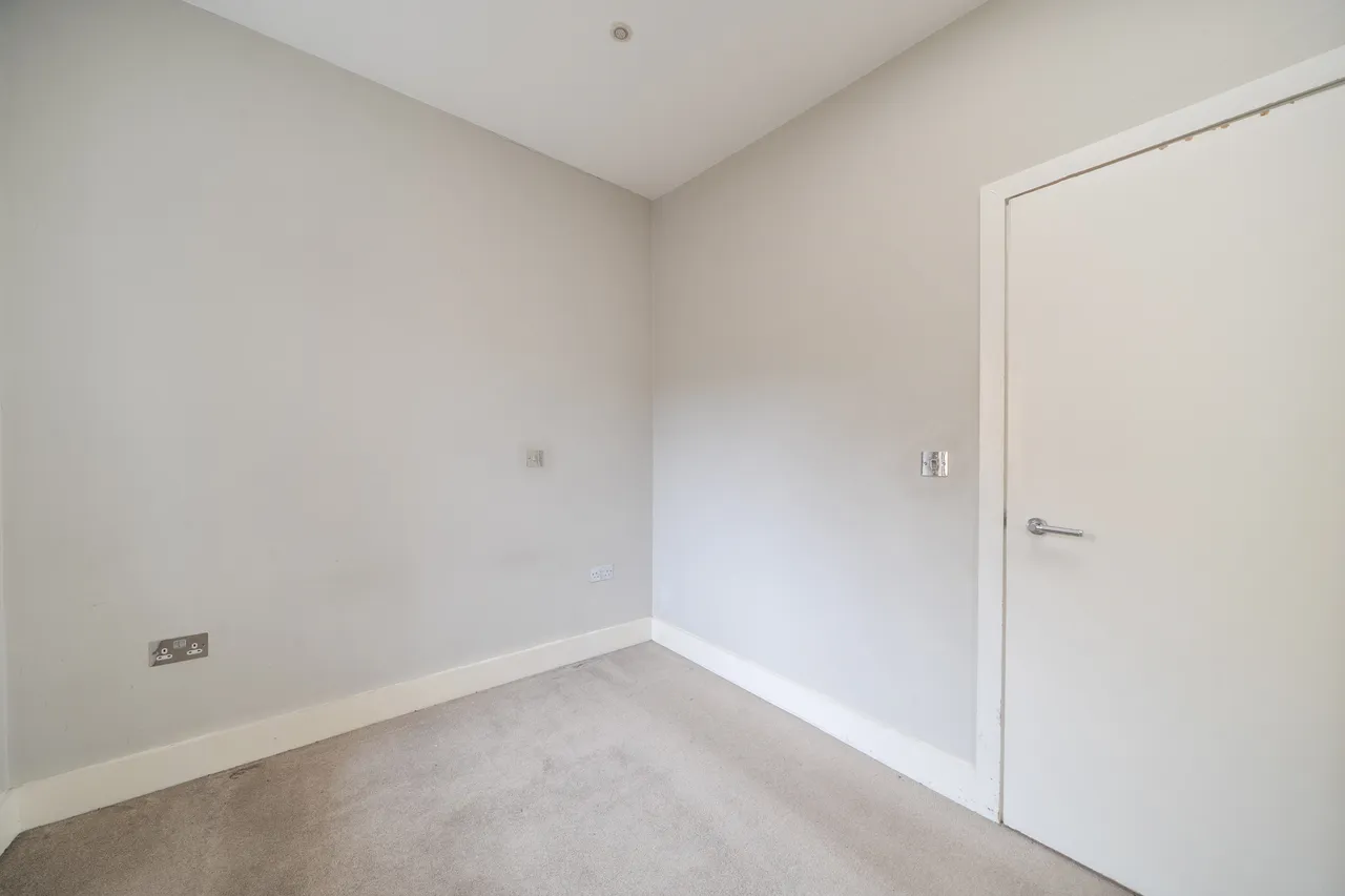 Elmgrove Mews, Weybridge, KT13, photo 11