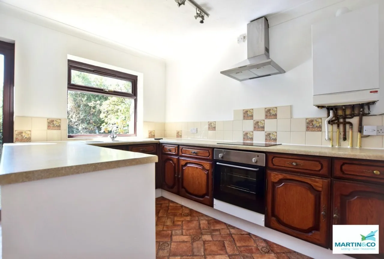 Burleigh Road, Hinckley, photo 8