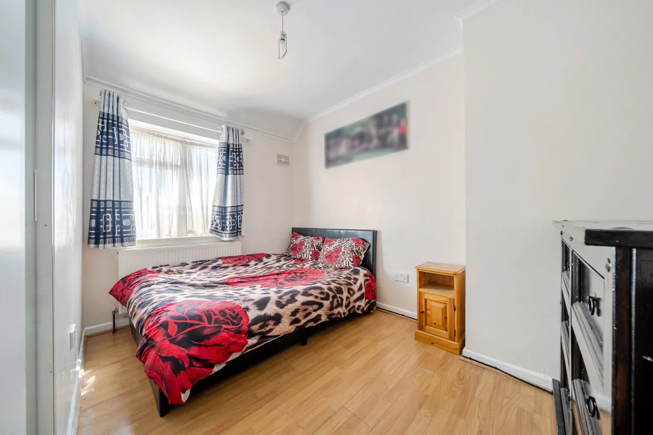 Downham Way, BR1, photo 11
