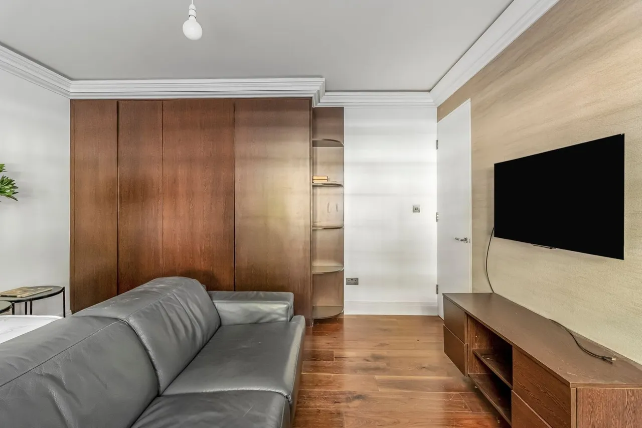 Prince Albert Road, St Johns Wood, NW8, photo 6