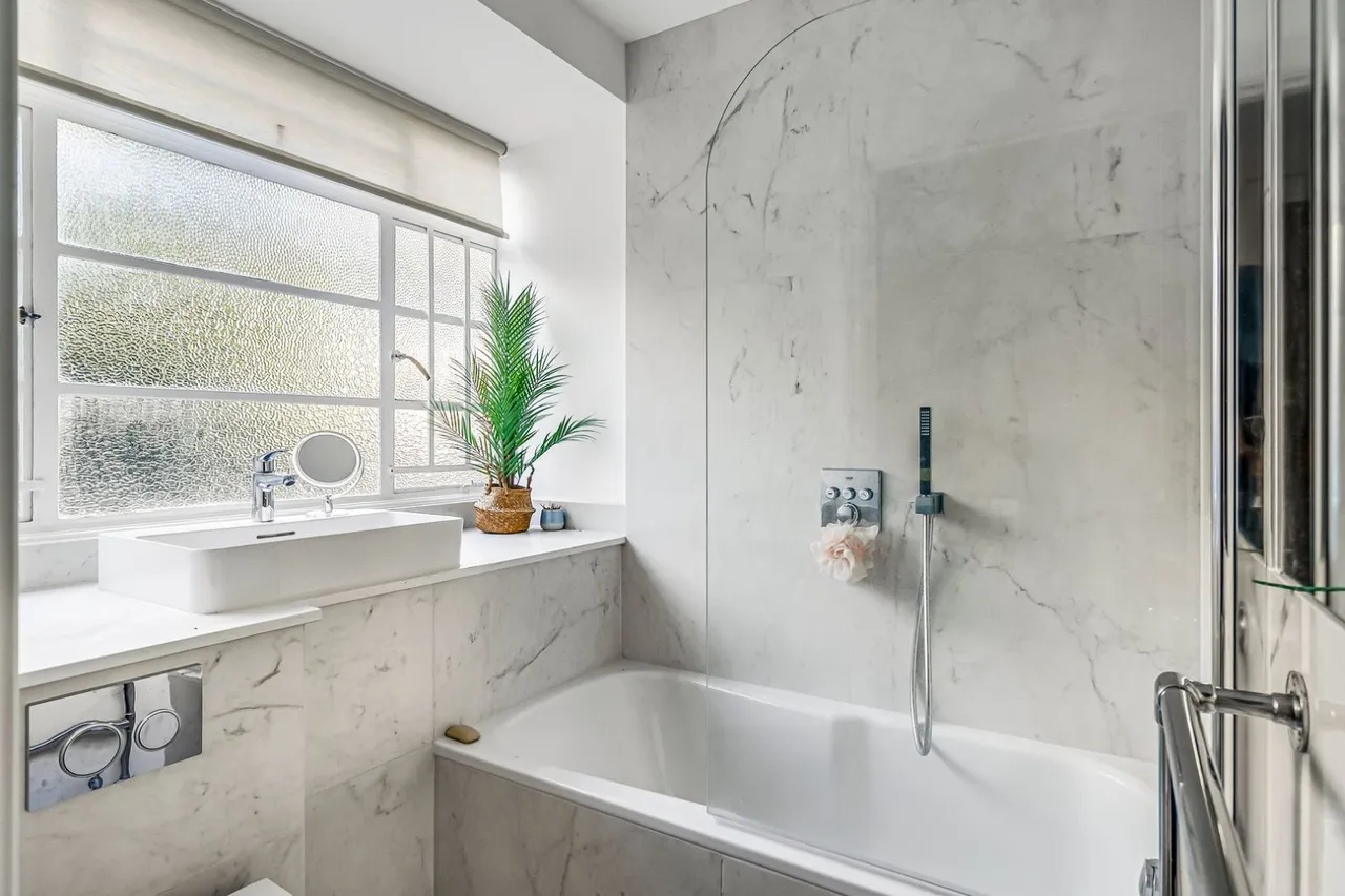 Prince Albert Road, St Johns Wood, NW8, photo 3