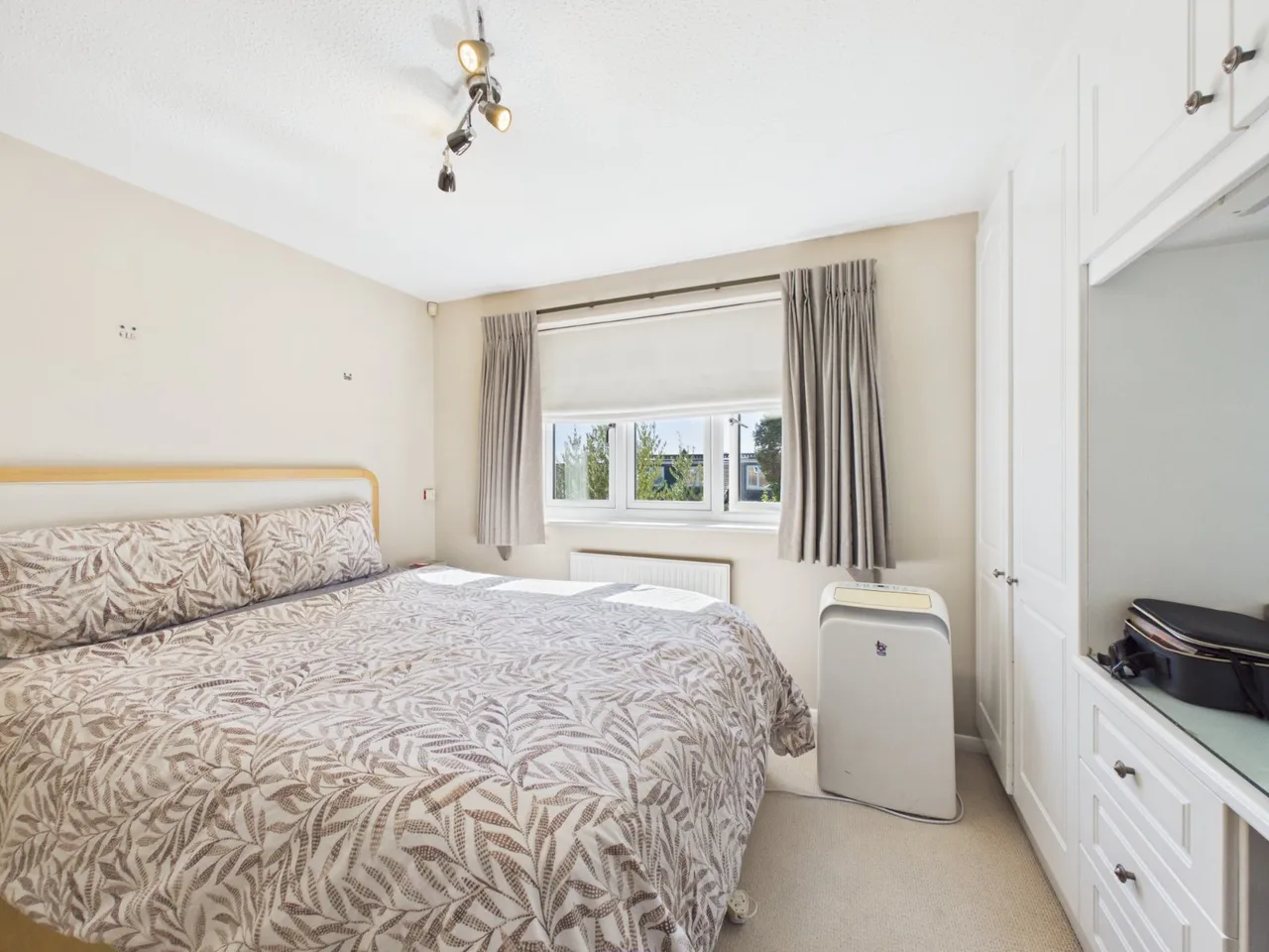 Lowestoft Drive, Cippenham, SL1, photo 5