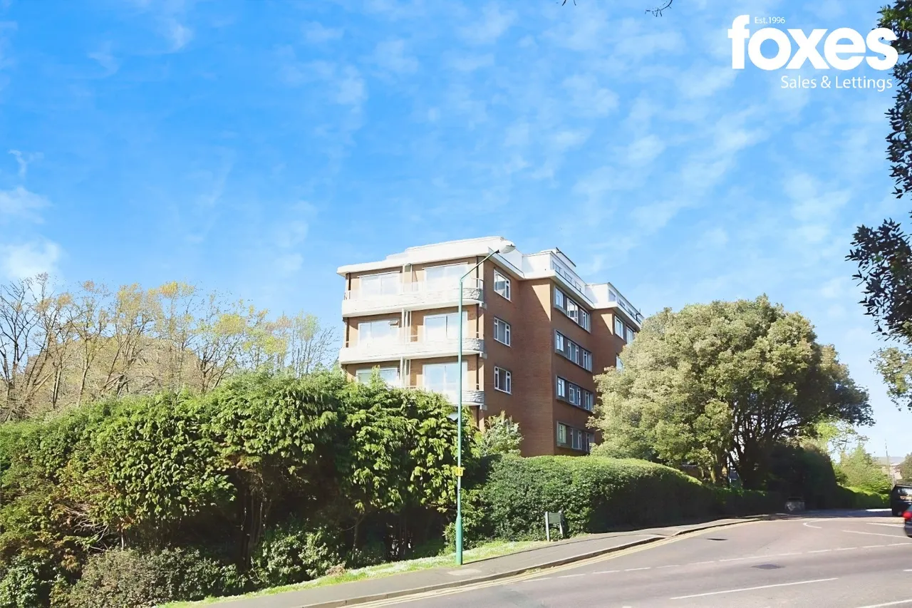 Crescent Court, 33 Chine Crescent, Bournemouth, Dorset, BH2 5LA, photo 16