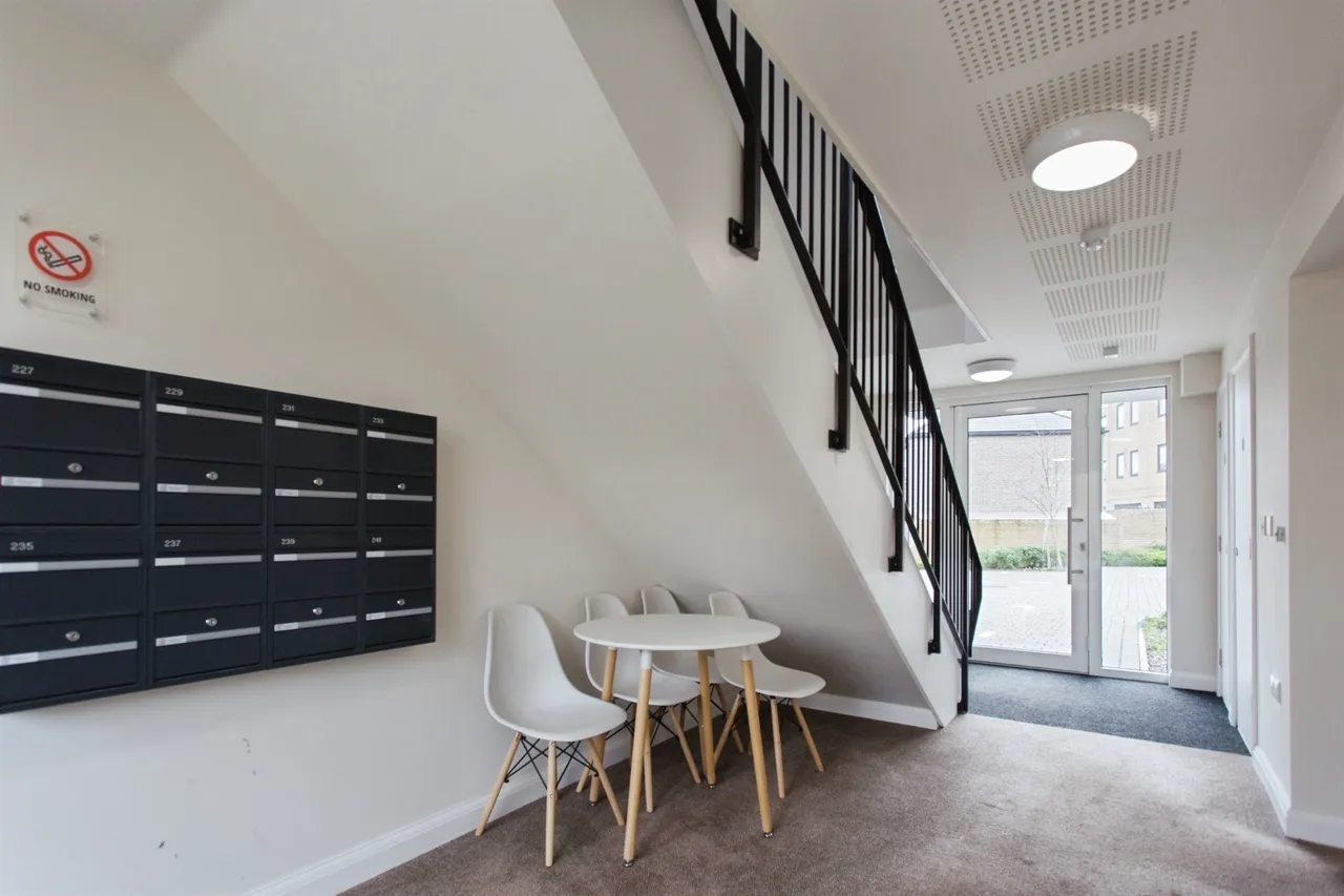 Osprey Drive, Cambridge, CB2, photo 13