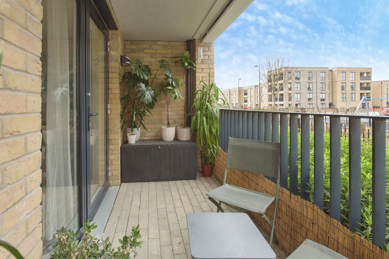 Osprey Drive, Cambridge, CB2, photo 12