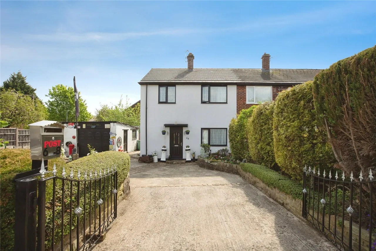3 bed house for sale, Malton Avenue, Whitefield, M45