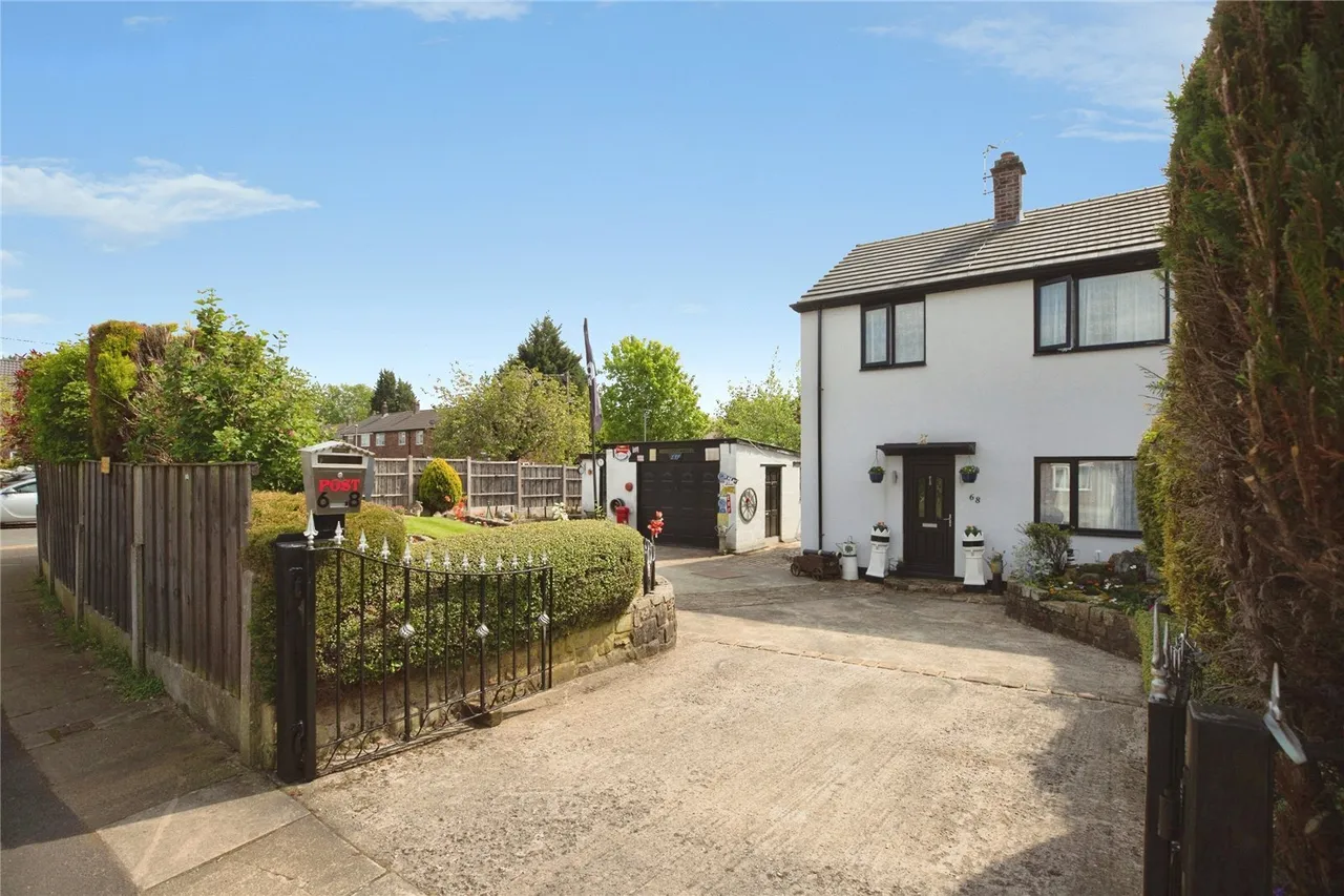 Malton Avenue, Whitefield, M45, photo 17