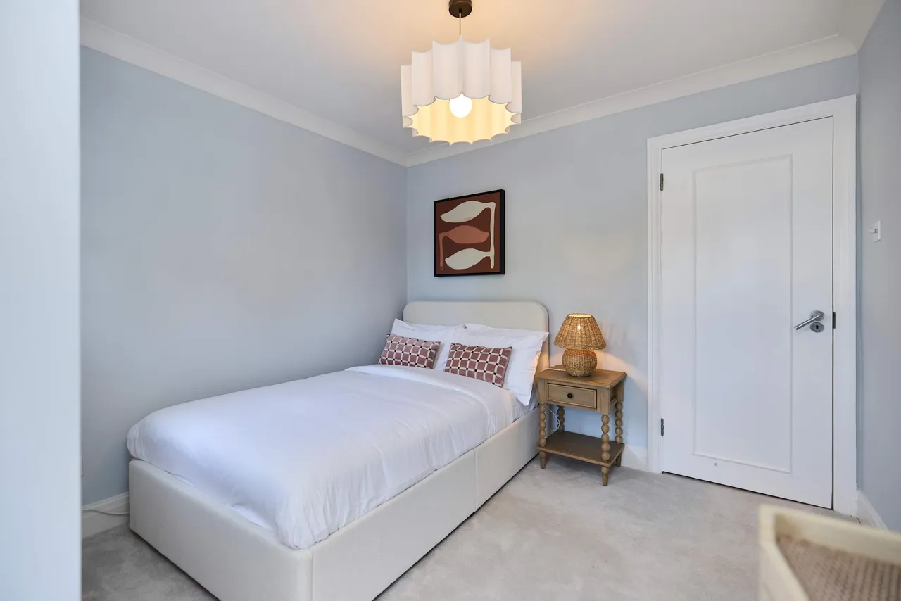 Lydford Road, NW2, photo 10