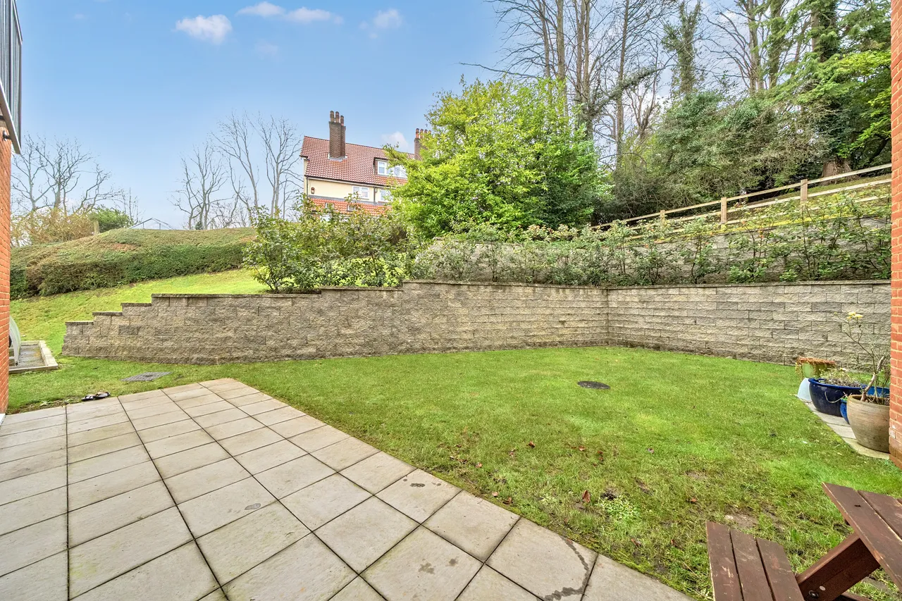 Tupwood Lane, Caterham, CR3, photo 5