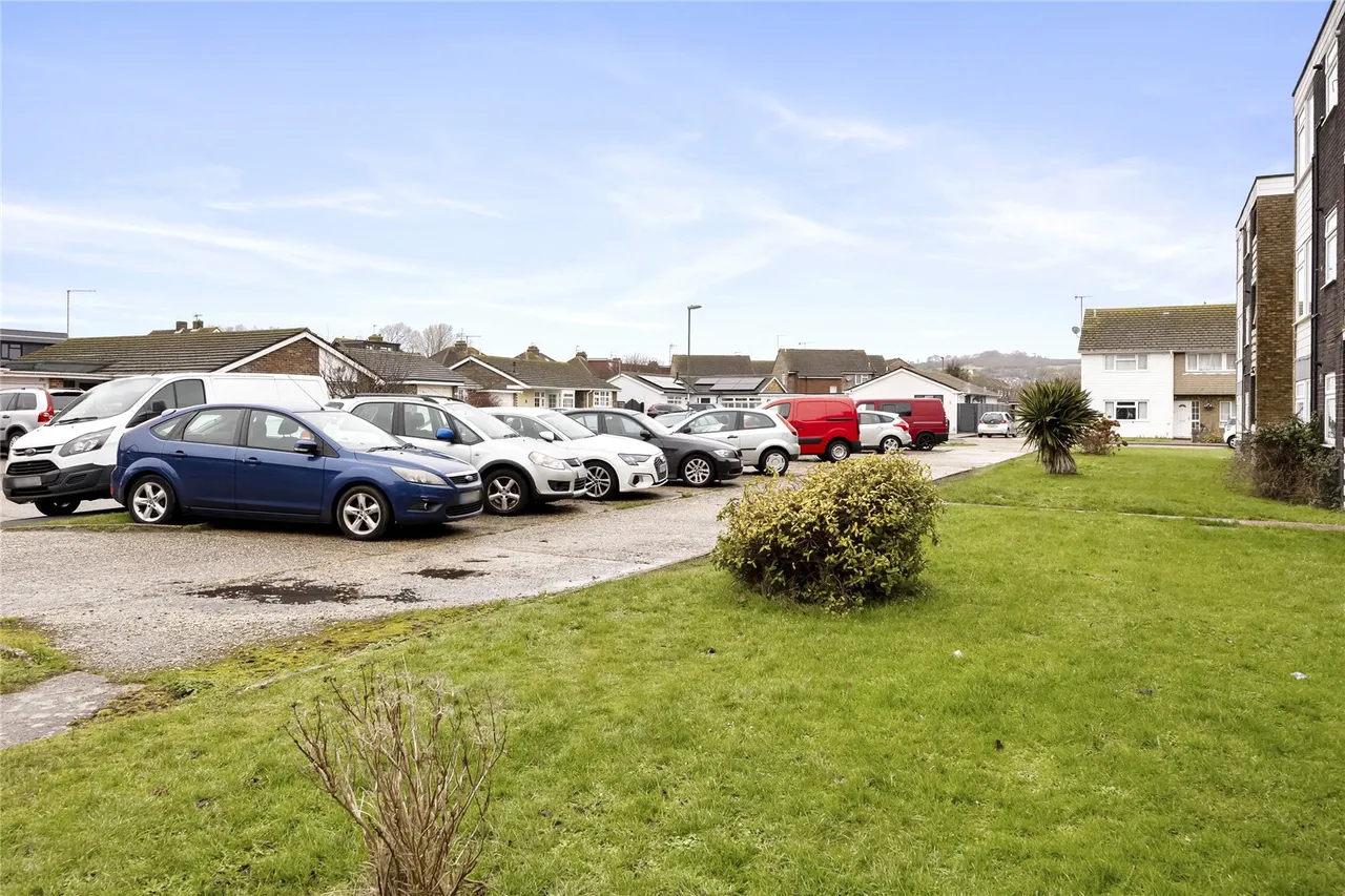 Penstone Park, Lancing, BN15, photo 16