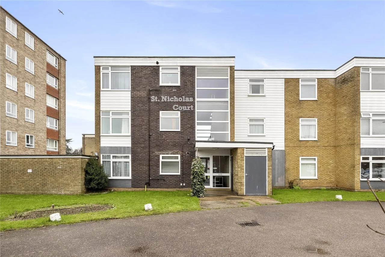 1 bed flat for sale, Penstone Park, Lancing, BN15