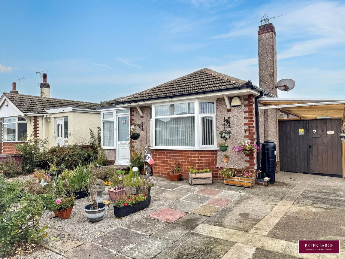 2 bed house for sale — Marion Road, Prestatyn, LL19 7DF