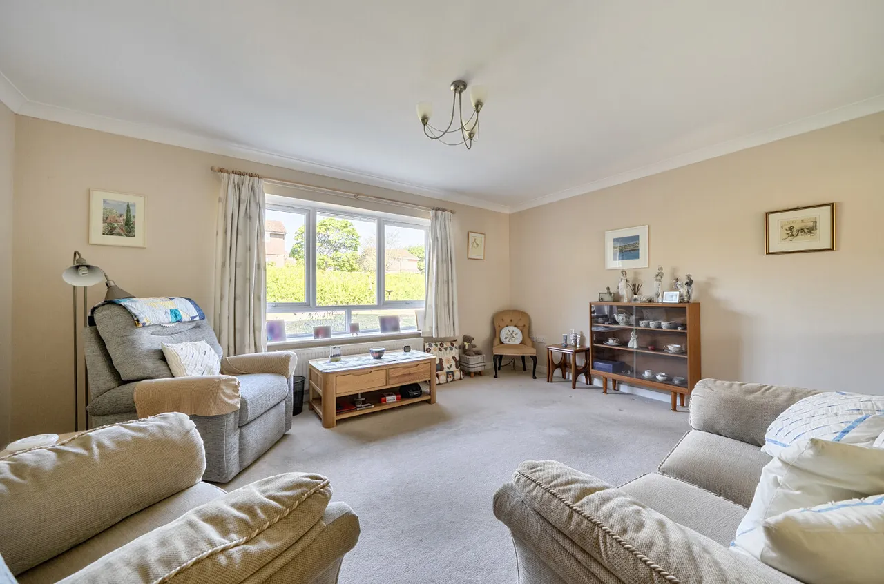 Barnes Close, West Wellow, SO51, photo 6