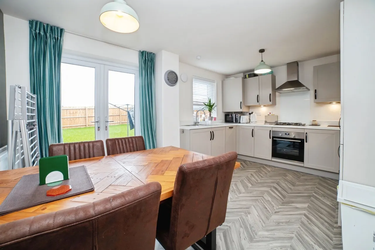 River Otter Holt, Sutton-in-Ashfield, Nottinghamshire, NG17, photo 6