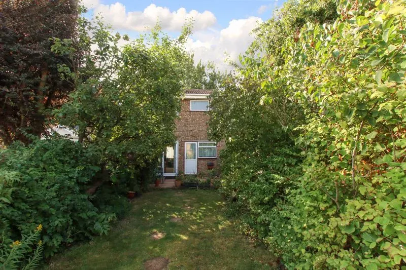 Burns Drive, Hemel Hempstead, Hertfordshire, HP2 7NR, photo 11