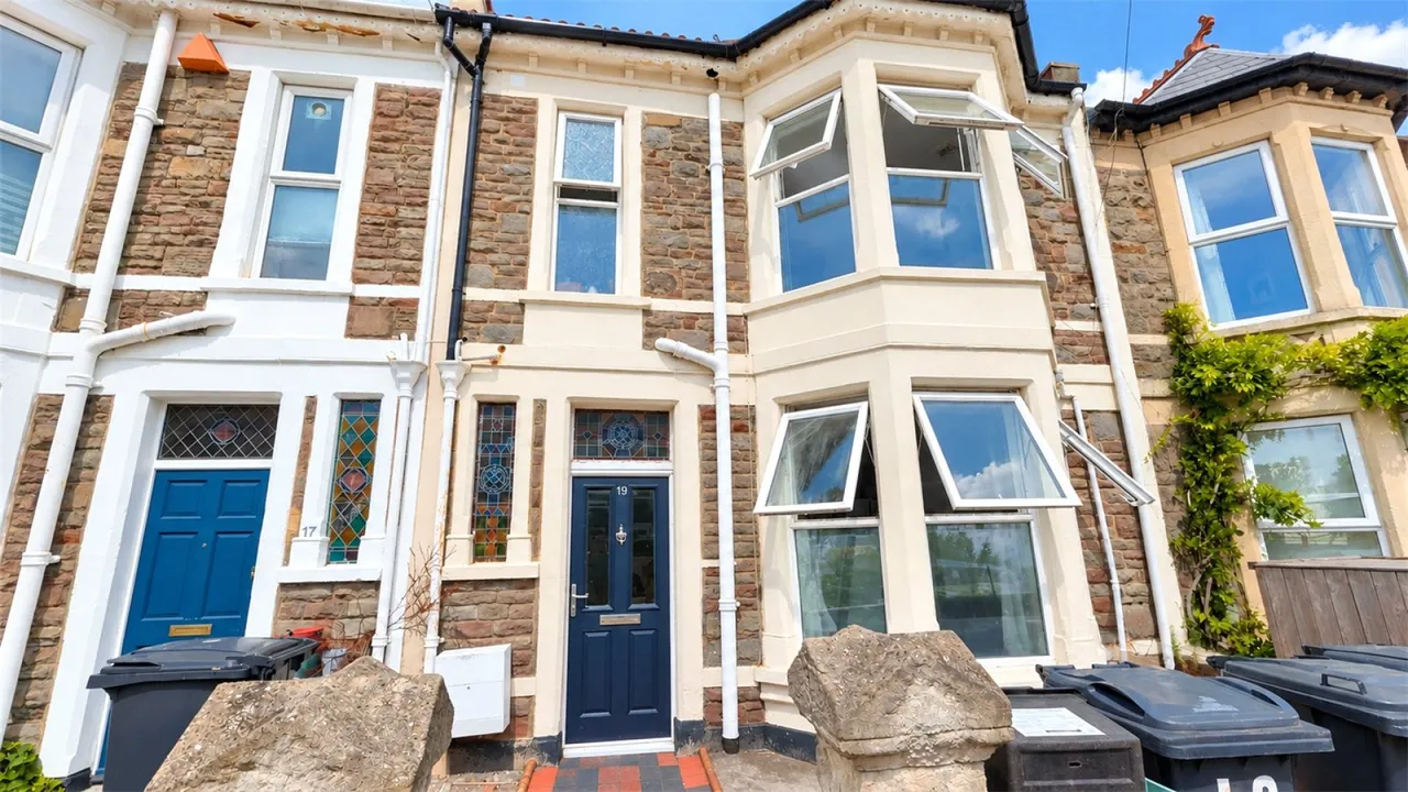 9 bed house for sale, Selworthy Road, Knowle, BS4