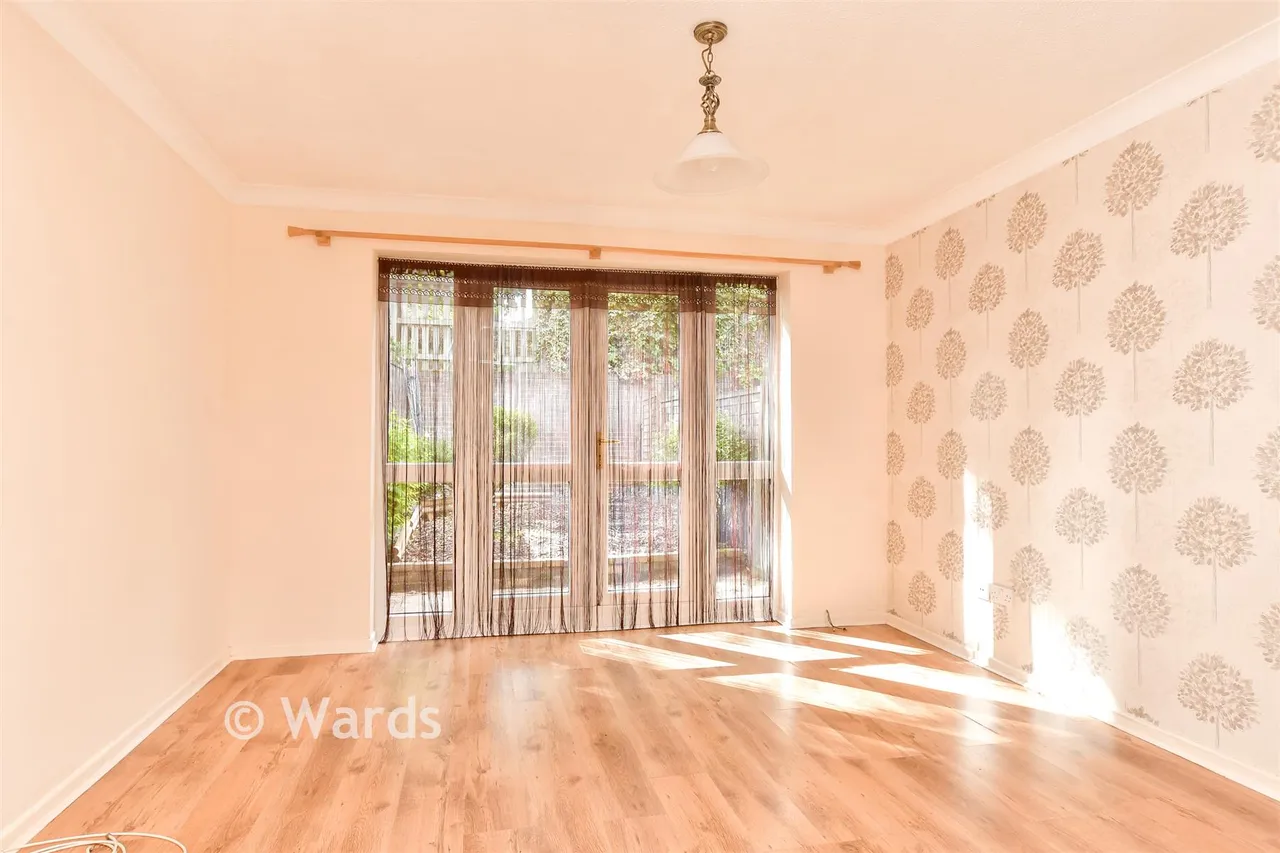 Alexandra Glen, Walderslade, ME5, photo 2