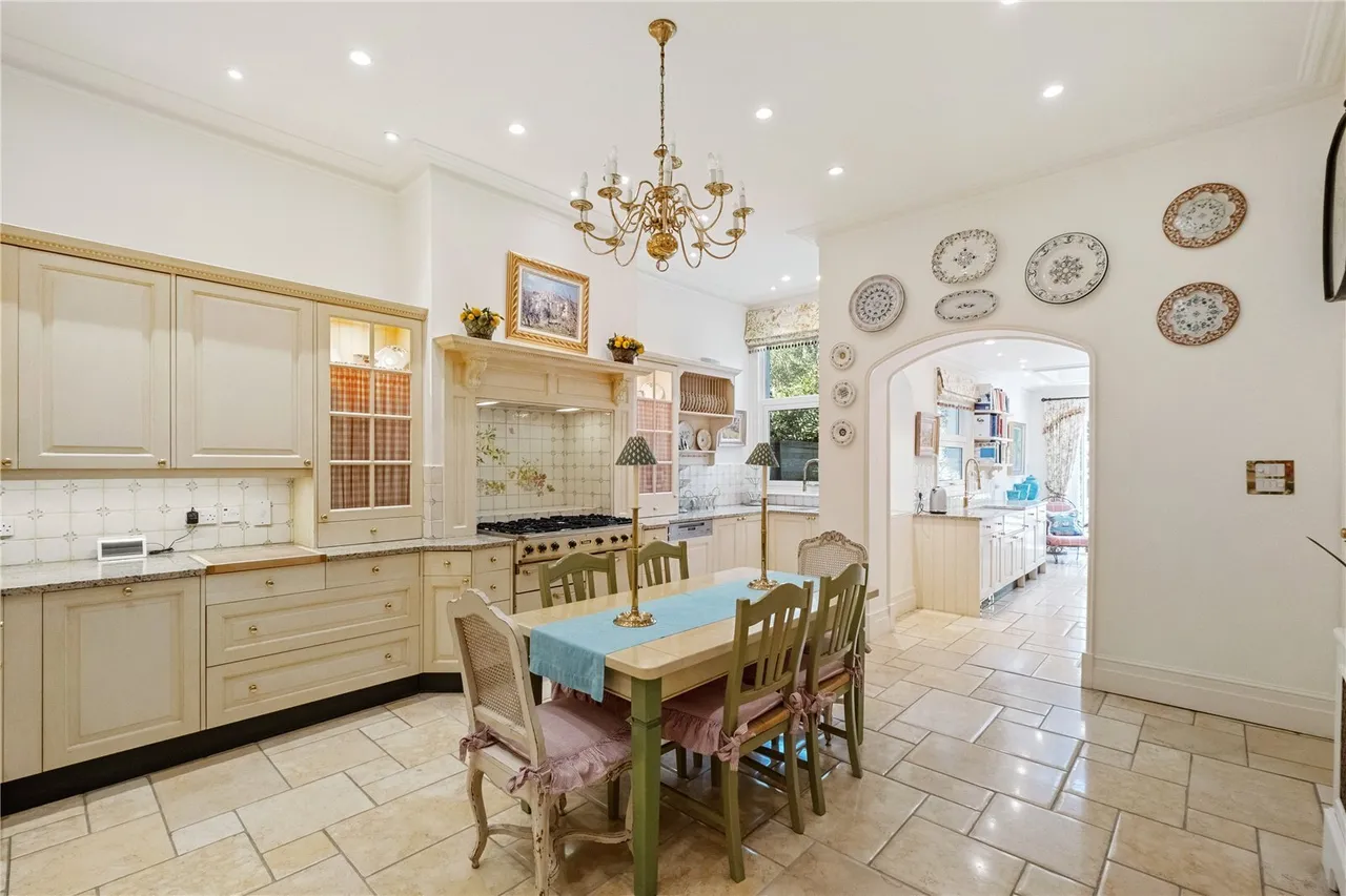 Trinity Road, London, SW17, photo 5