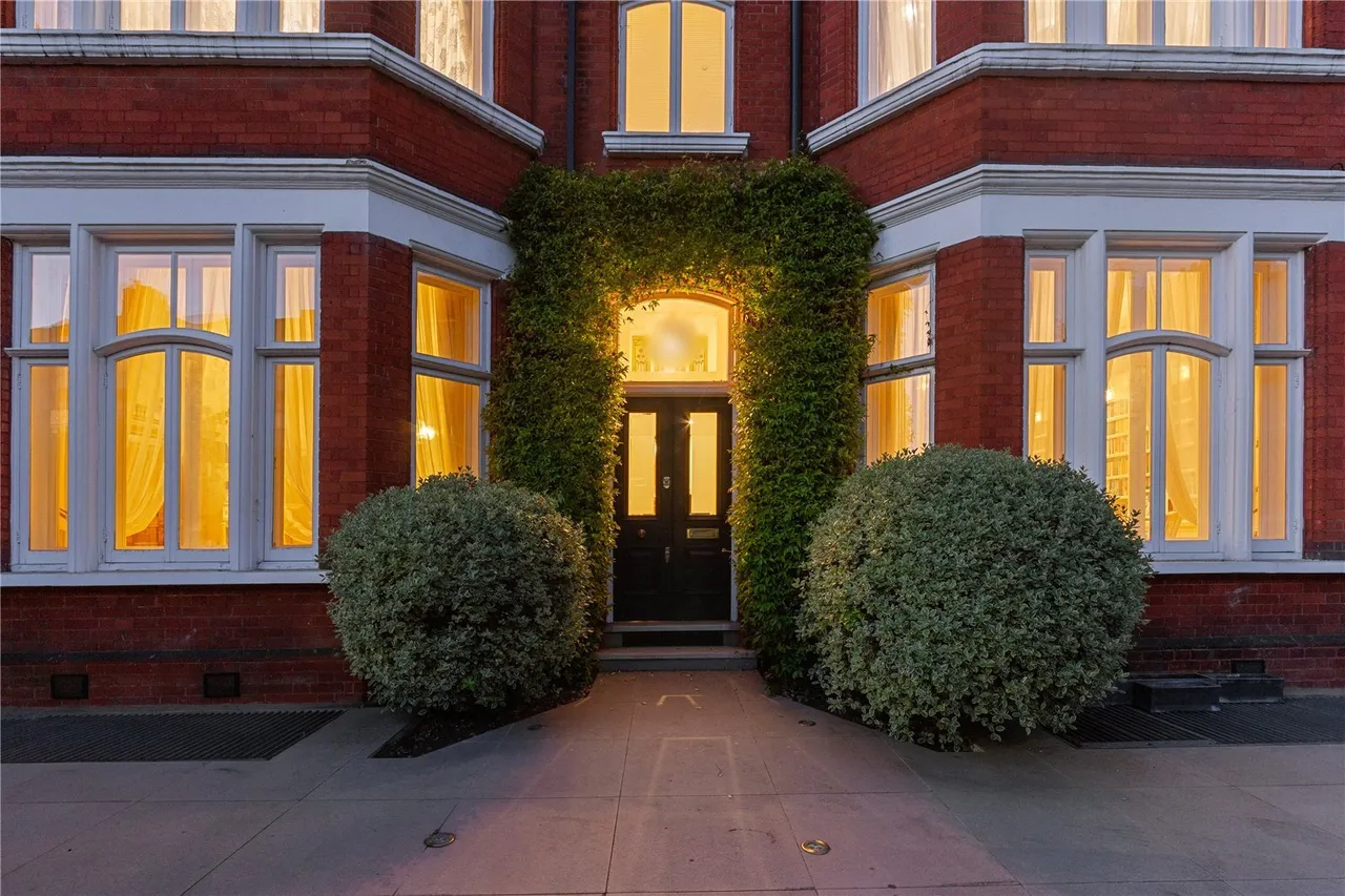 Trinity Road, London, SW17, photo 17