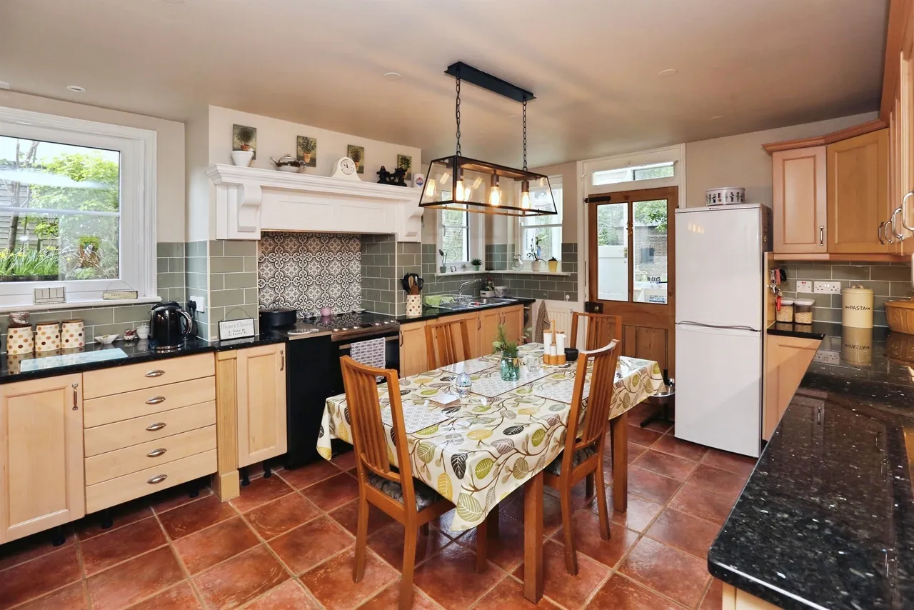 Ashburton Road, Gosport, photo 5