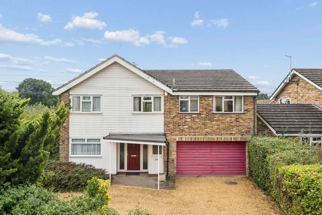 5 bed house for sale — Heath End Road Flackwell Heath, High Wycombe HP10 9DY