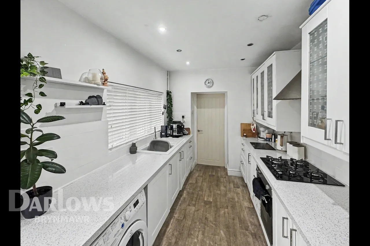 King Street, Brynmawr, photo 2