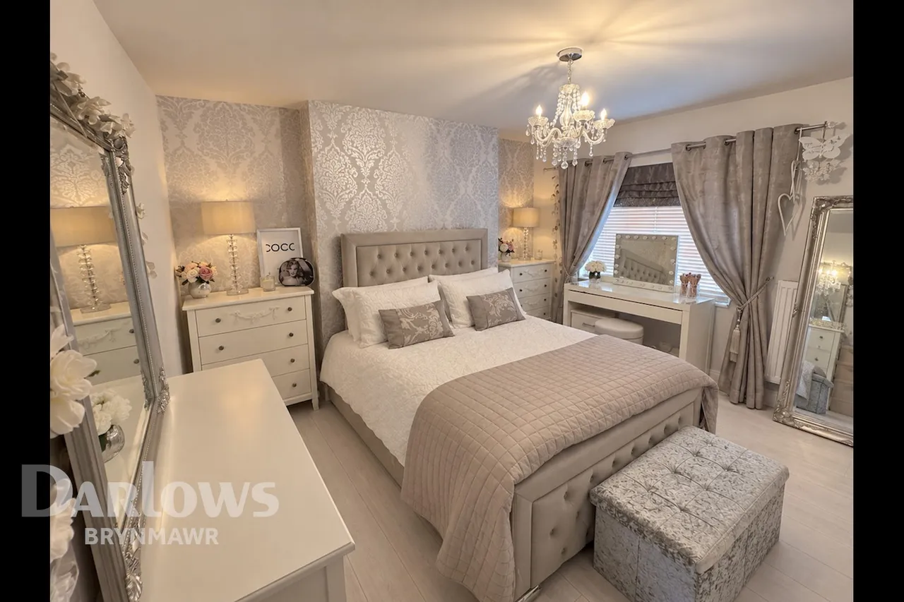 King Street, Brynmawr, photo 10