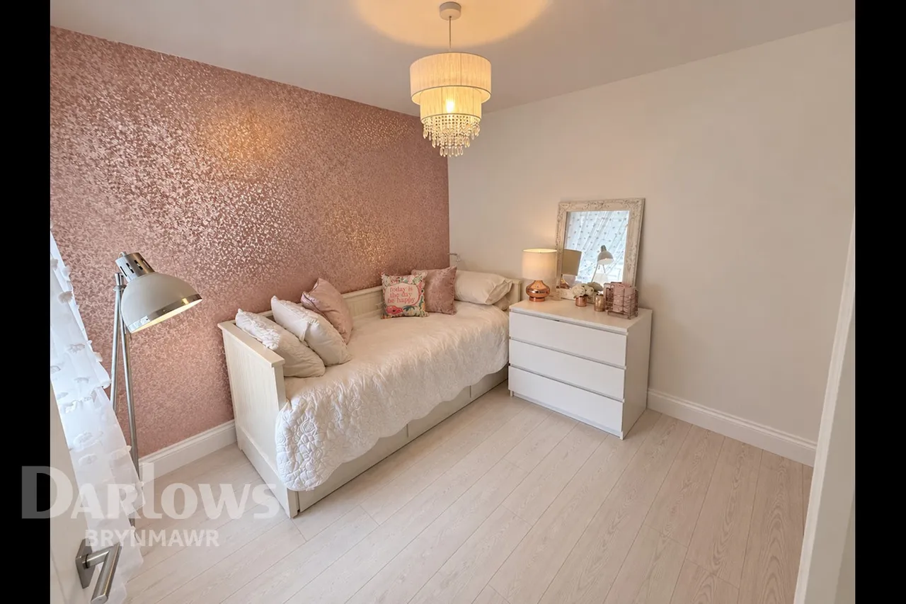 King Street, Brynmawr, photo 11