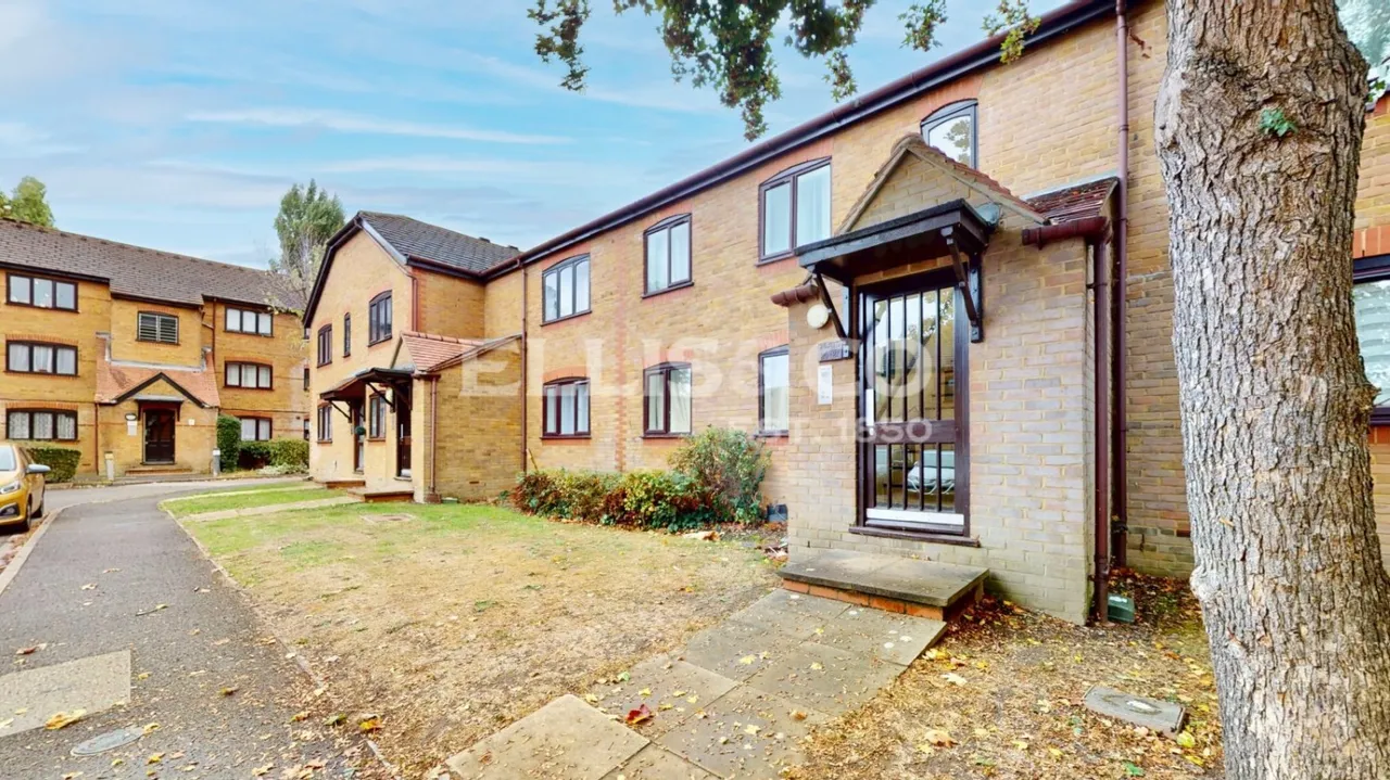 Caroline Close, West Drayton, UB7, photo 14