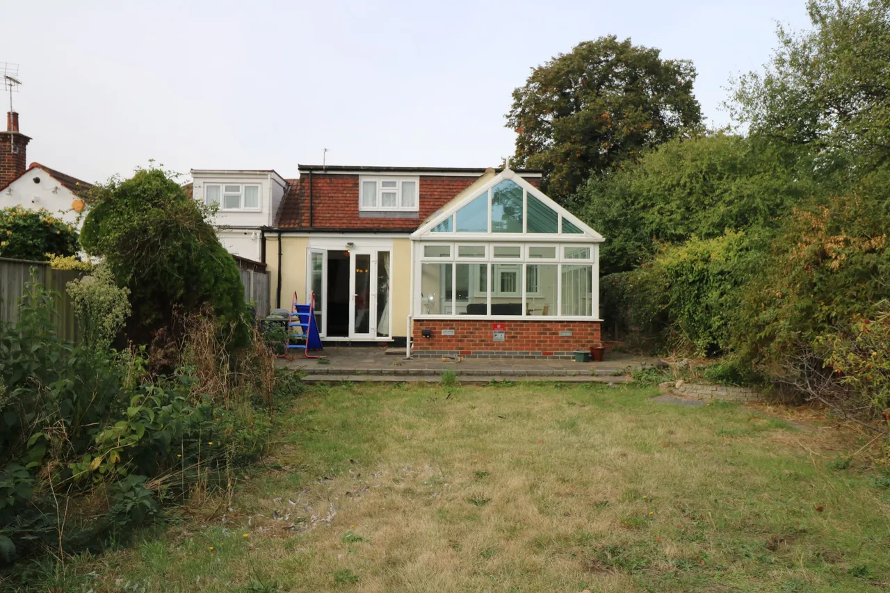 Blackshots Lane, Grays, Essex, RM16 2JU, photo 18