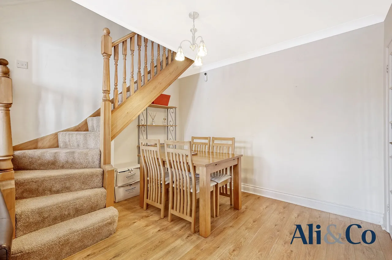 Blackshots Lane, Grays, Essex, RM16 2JU, photo 12