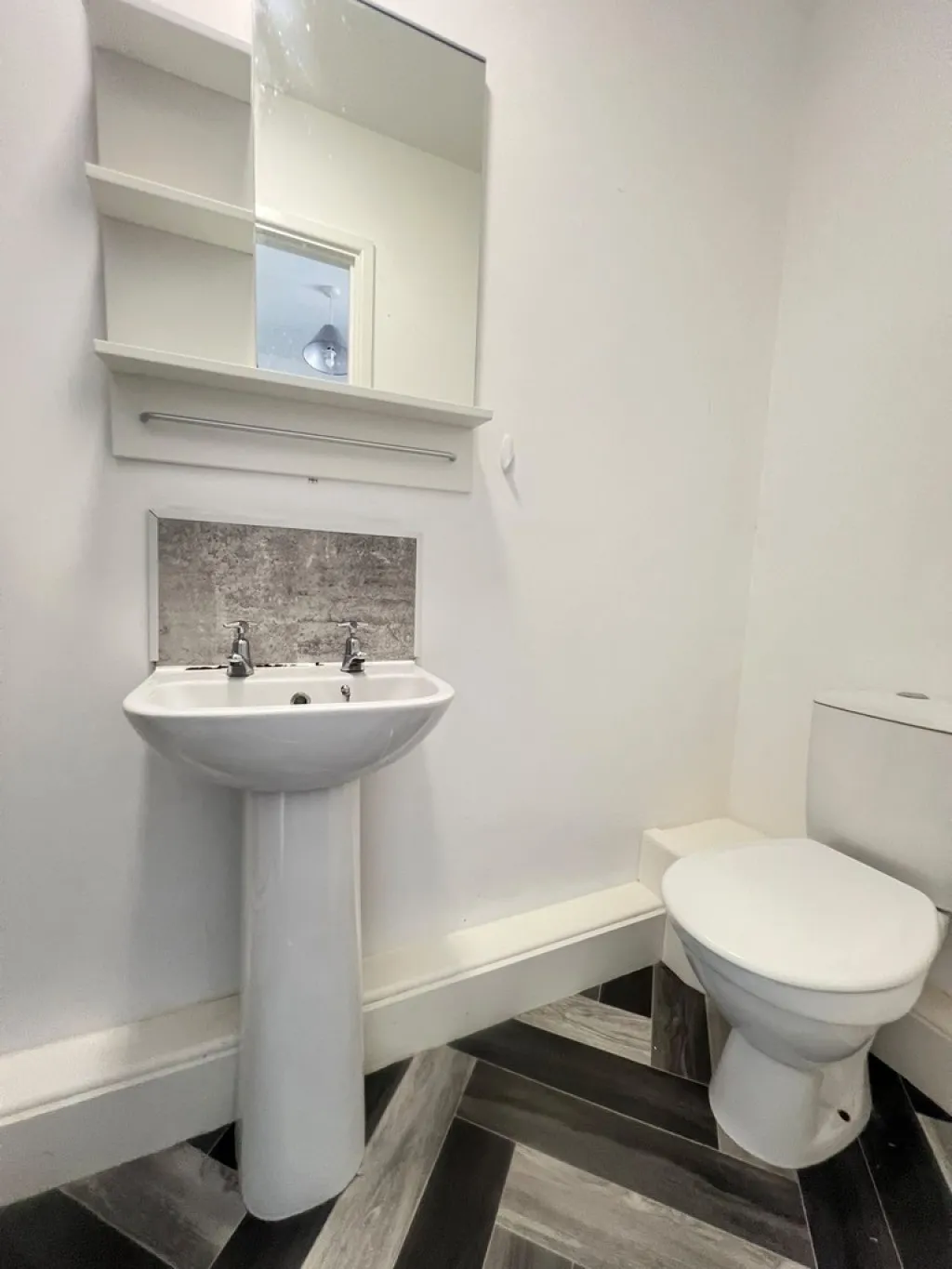 Founder Close, Canley, photo 15