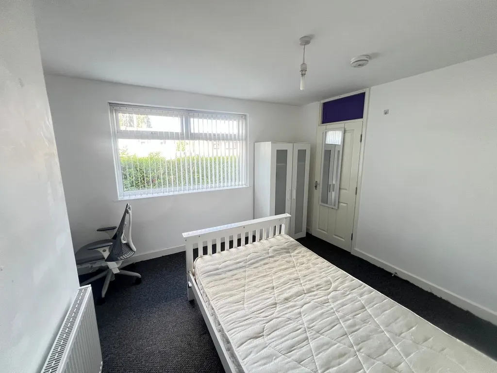 Founder Close, Canley, photo 20
