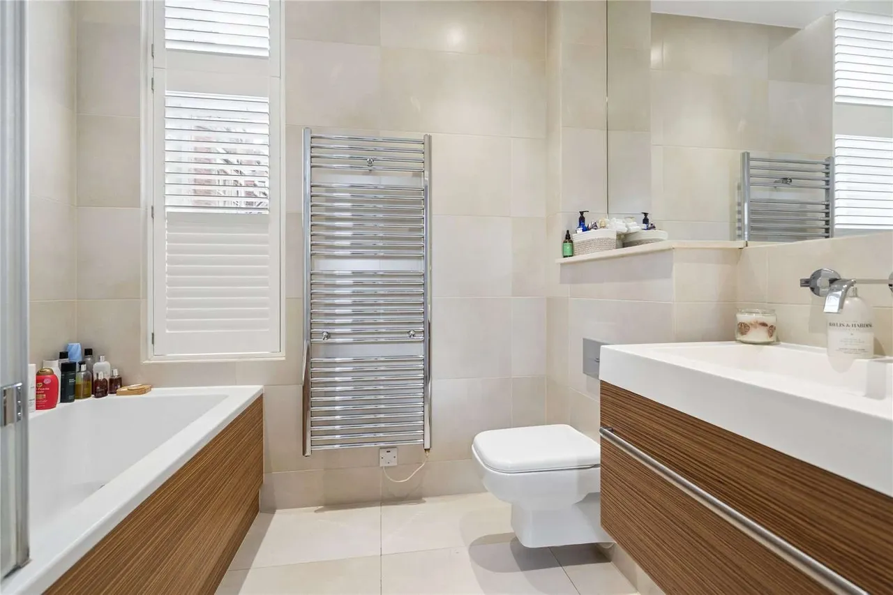 King Edward Place, Bushey, Hertfordshire, WD23 2RH, photo 9