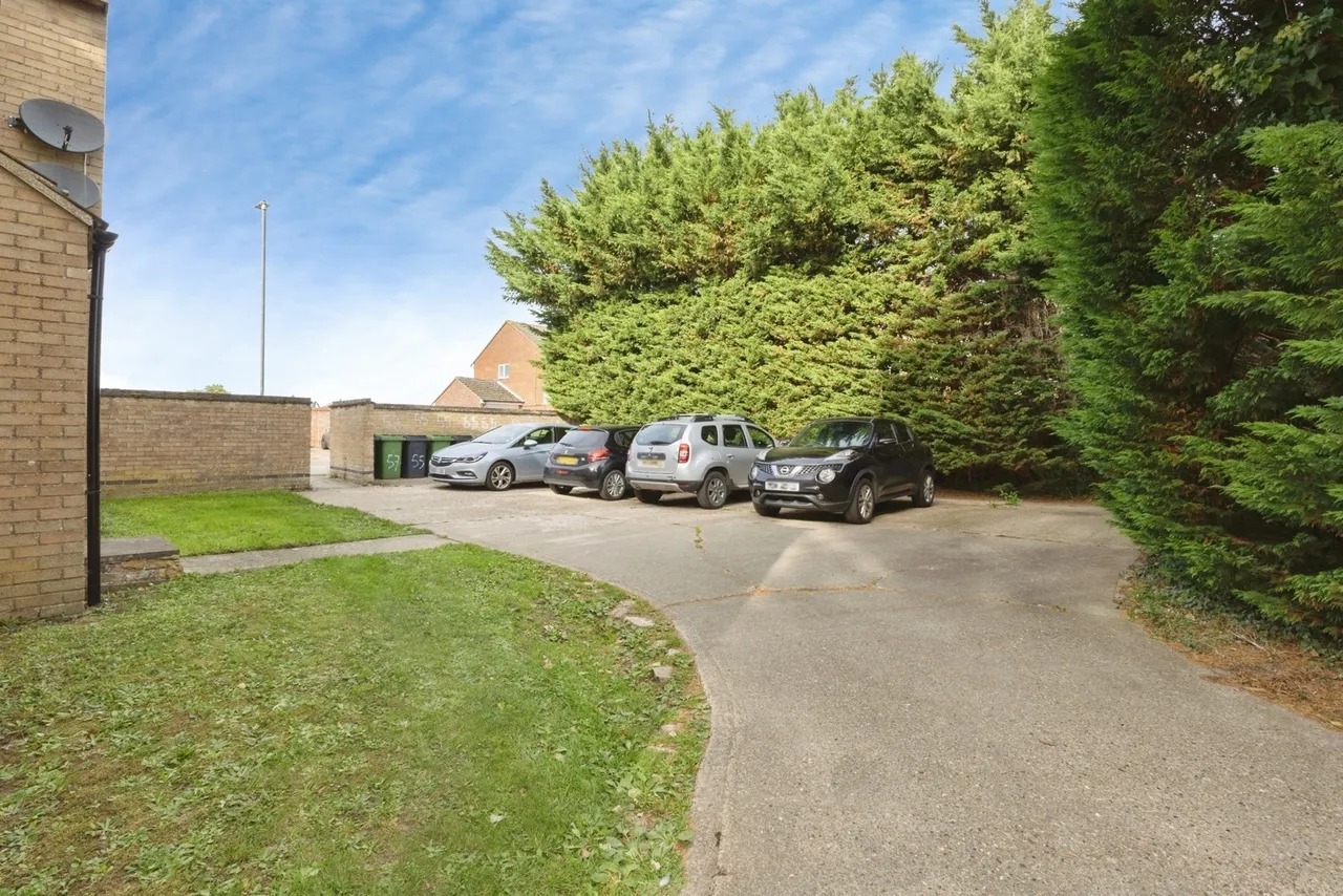 Lime Tree Avenue, Wymondham, NR18, photo 6