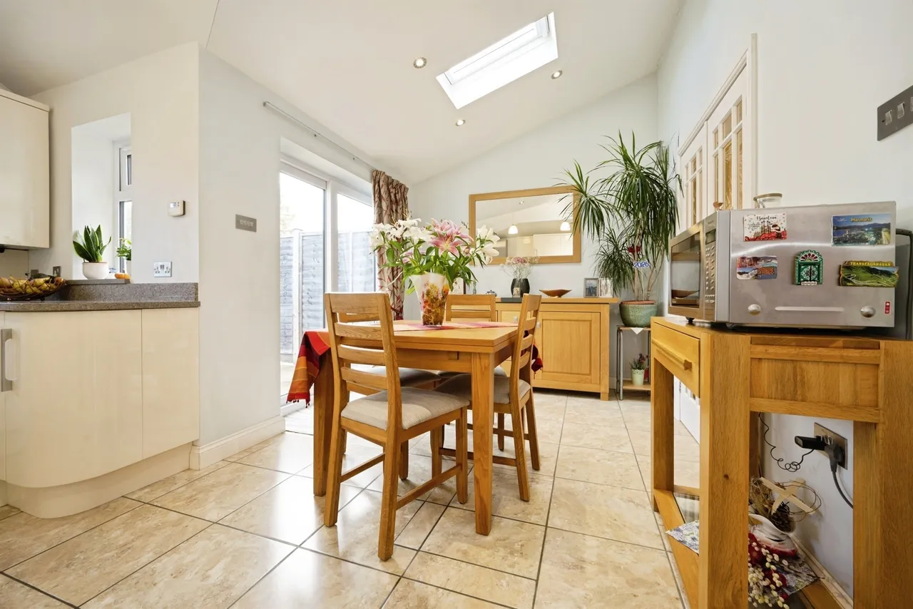 Dolphin Place, Aylesbury, HP21, photo 3
