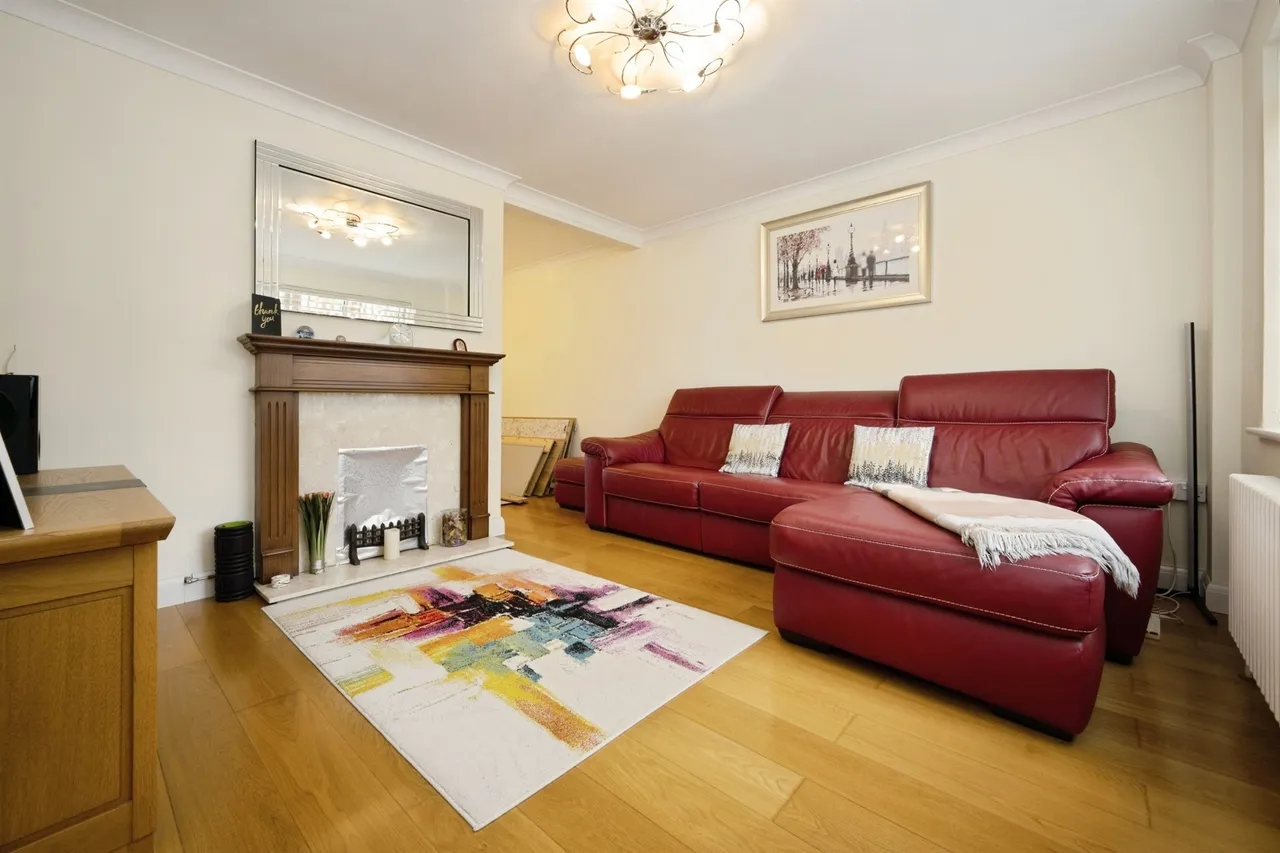 Dolphin Place, Aylesbury, HP21, photo 2