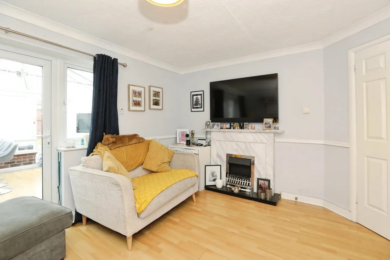 Langstone Close, Maidenbower, RH10, photo 7