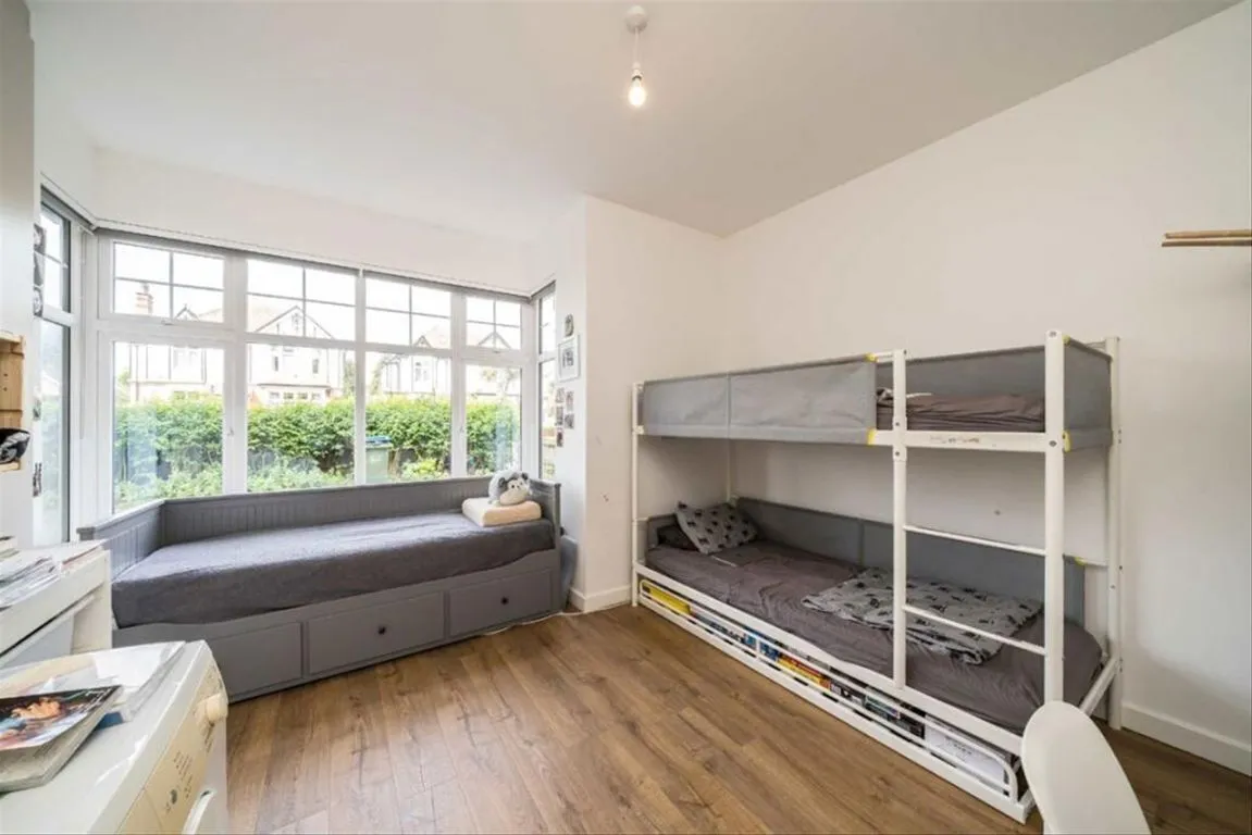 London Road, TW1, photo 7