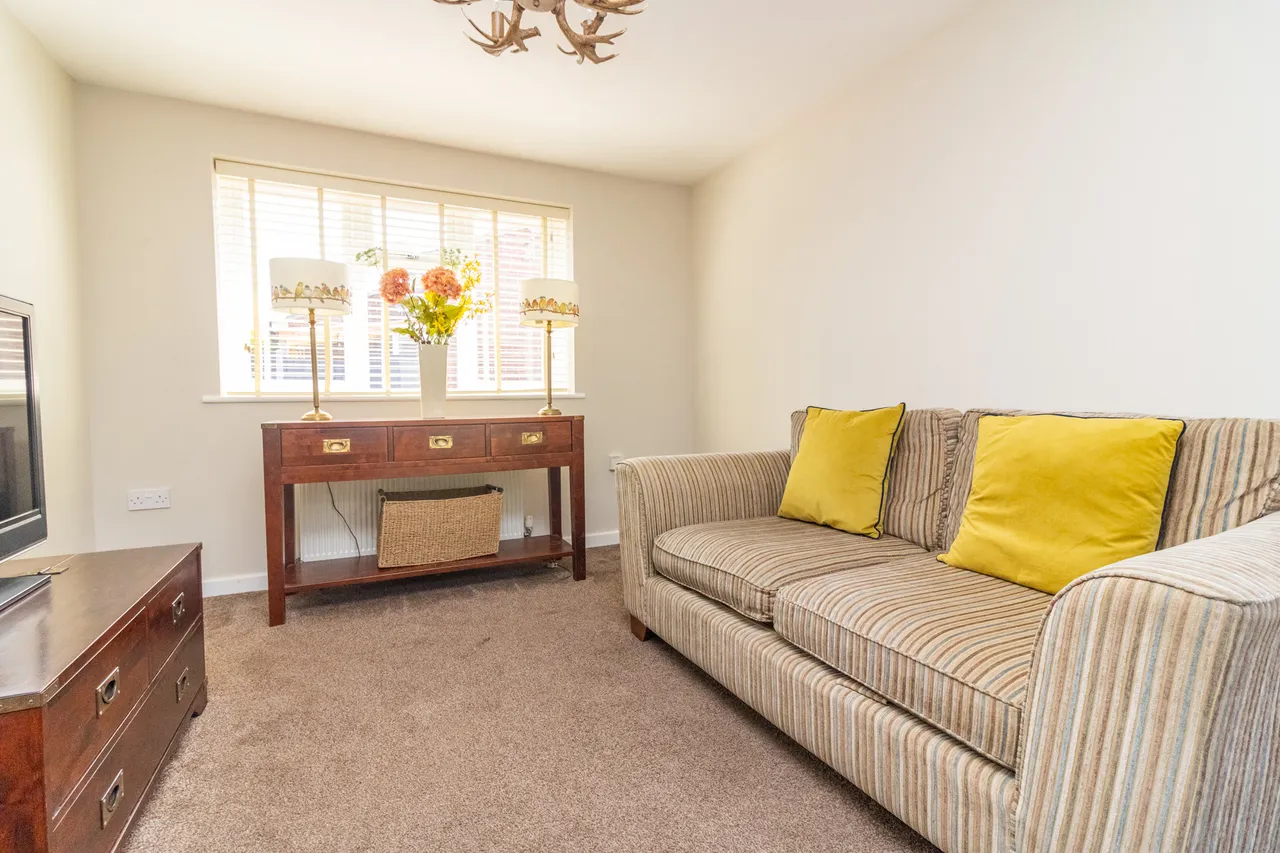 Barry Court, Narborough, Leicester, Leicester, LE19 2AL, photo 3