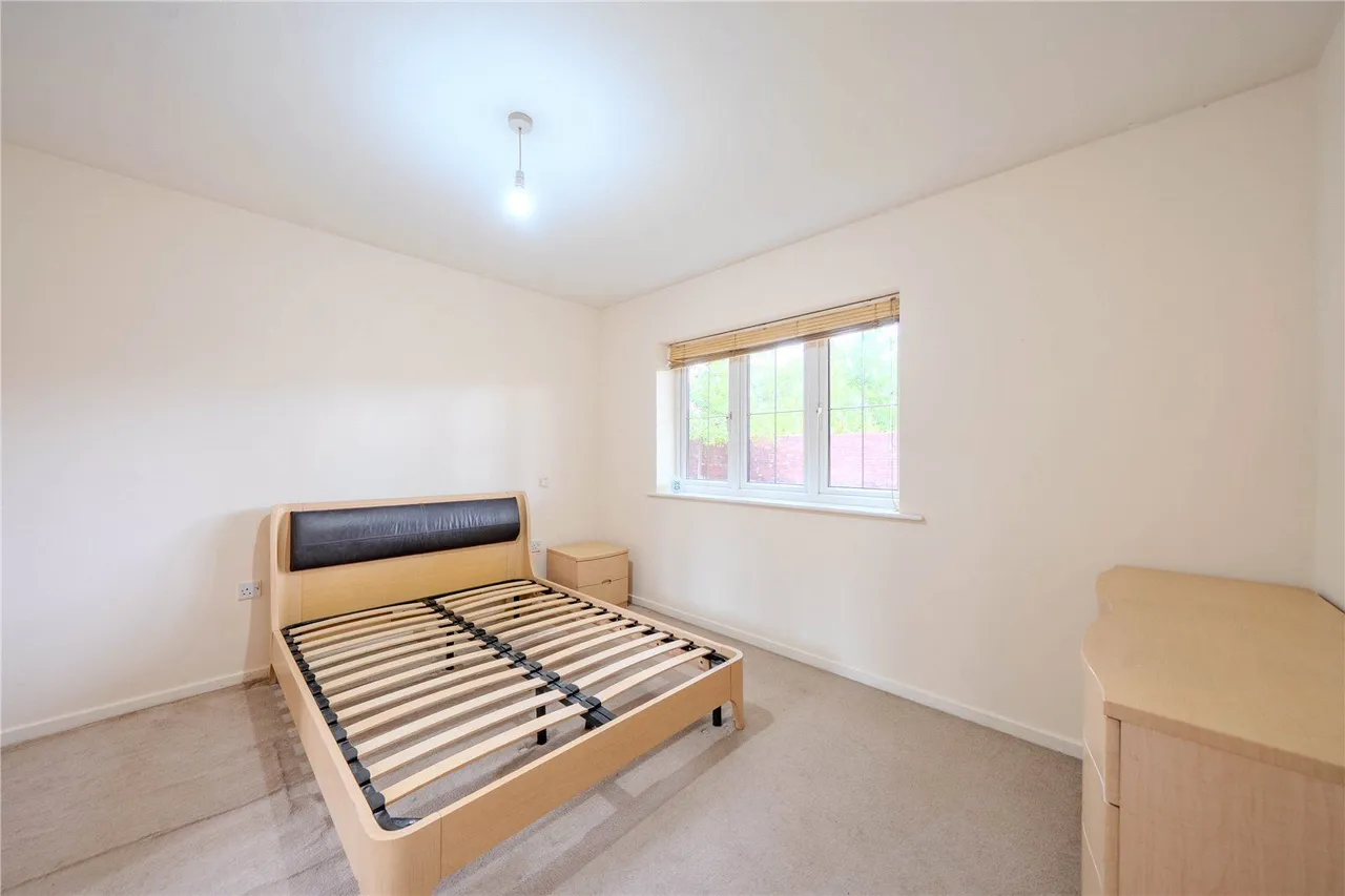 Windsor Court, Bramley, LS13, photo 3