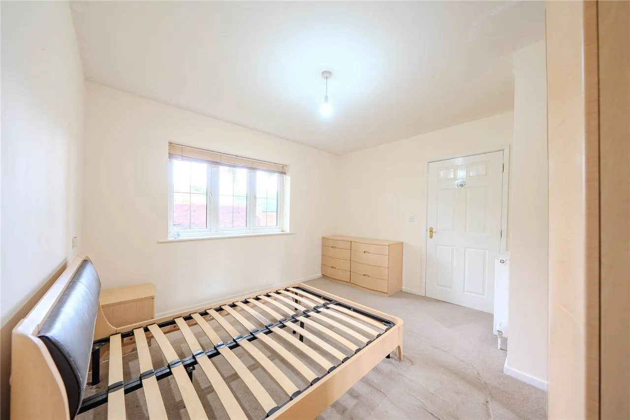Windsor Court, Bramley, LS13, photo 9