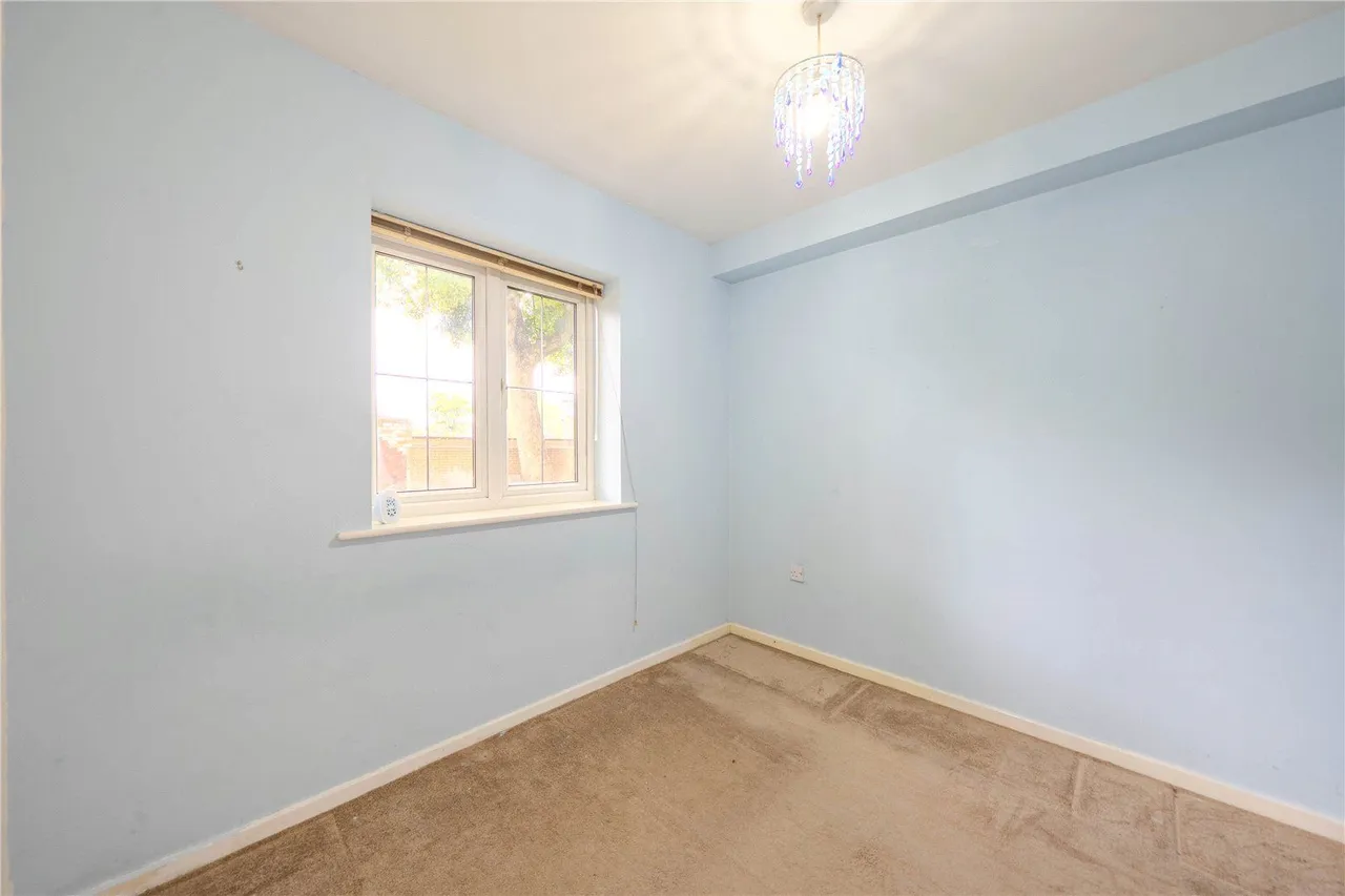 Windsor Court, Bramley, LS13, photo 5