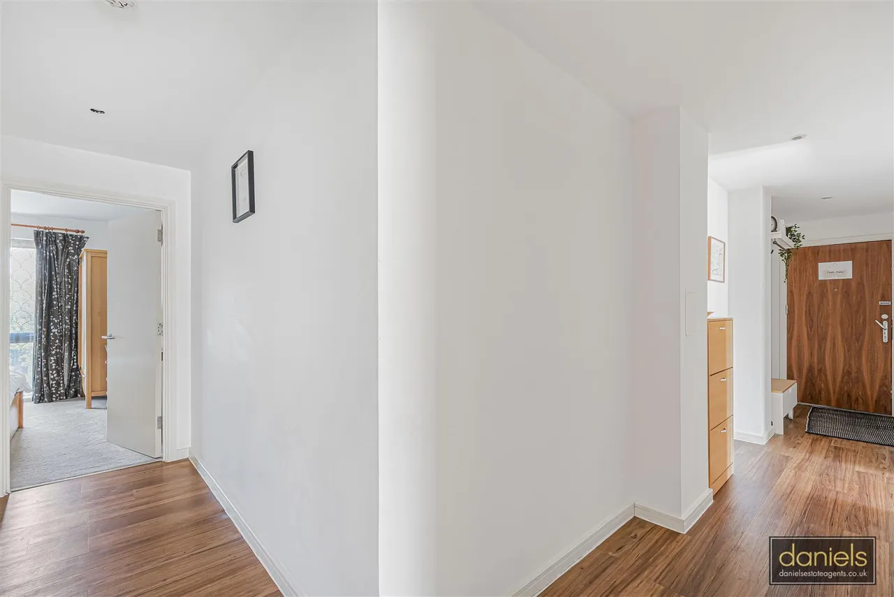 Williams Way, Wembley, HA0, photo 9