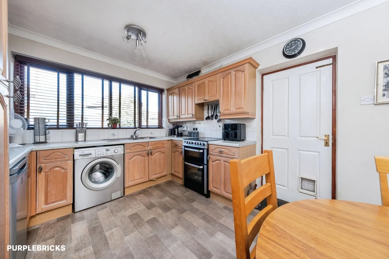 Selby Grove, Shenley Church End, MK5, photo 4