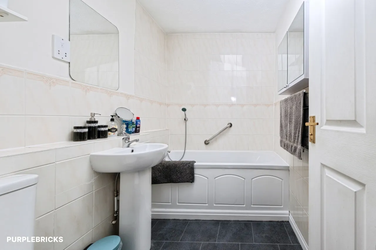 Selby Grove, Shenley Church End, MK5, photo 9