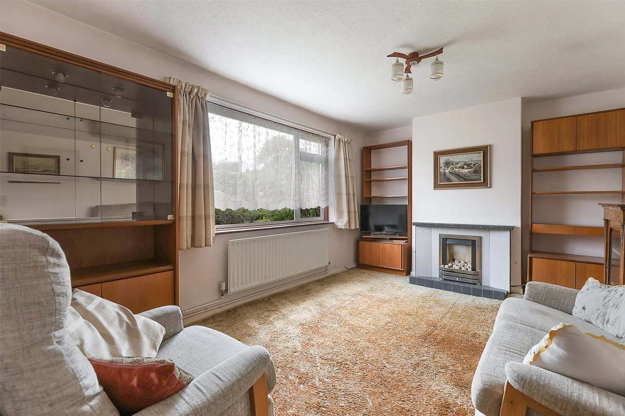 Chestnut Copse, Hurst Green, RH8, photo 3